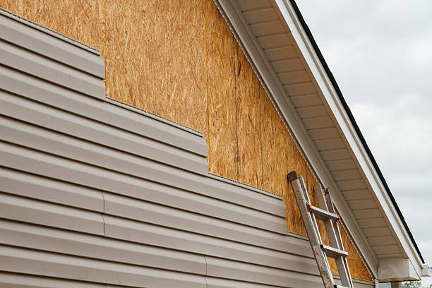 24/7 Emergency Storm Damage Siding Repair experts in Northfield, OH